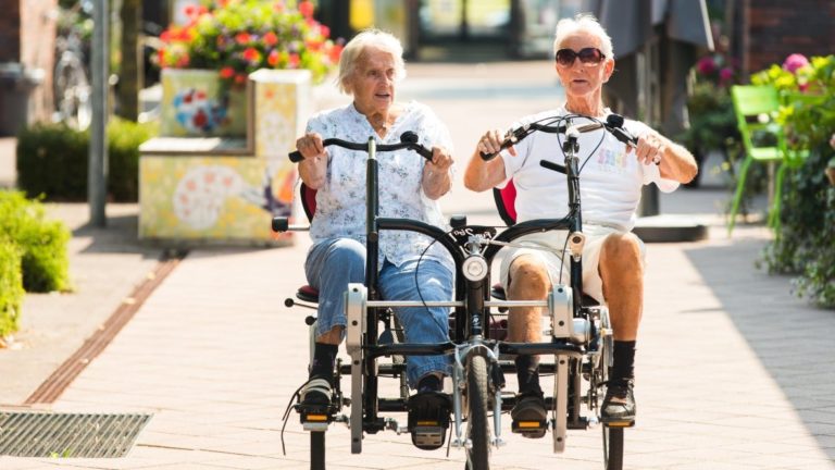 Diseñan un pueblo para albergar a enfermos de Alzheimer.