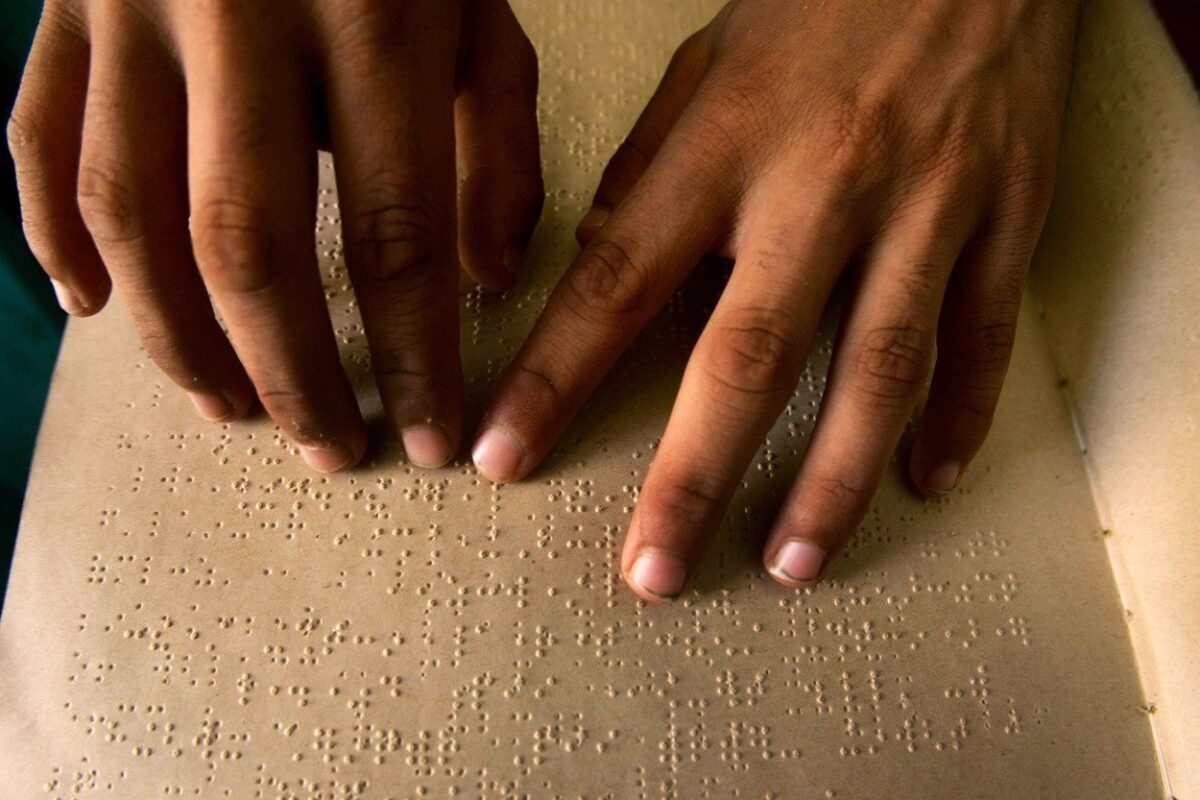 ¿Sabes qué es el Sistema Braille? Accesos