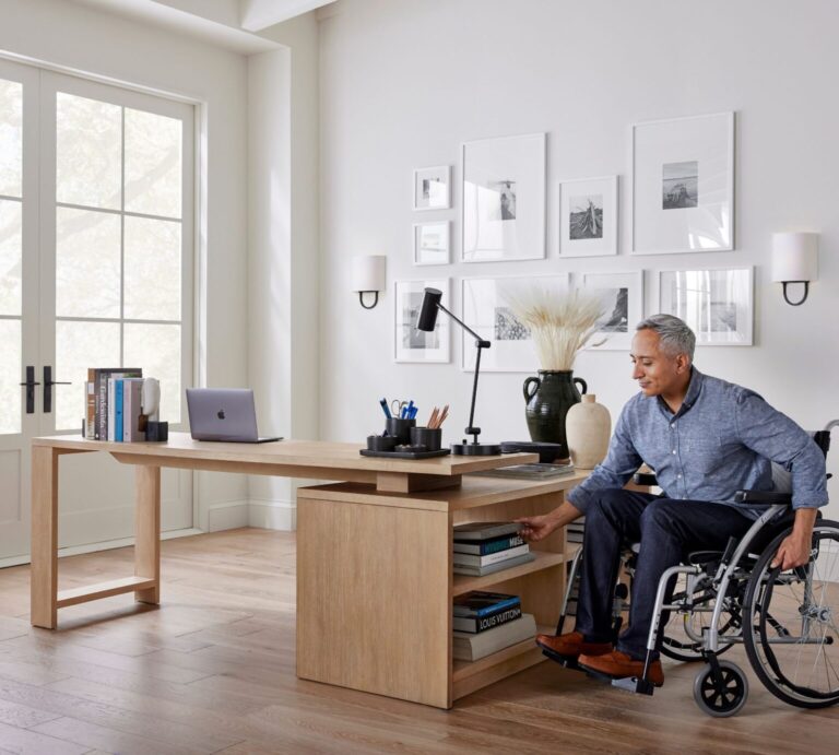 Pottery Barn presenta nueva línea de muebles accesibles.