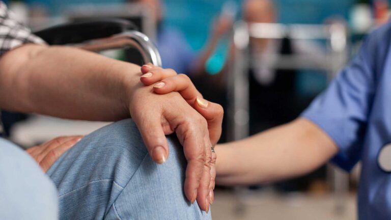 Llegan a México tratamientos innovadores para Esclerosis Múltiple.